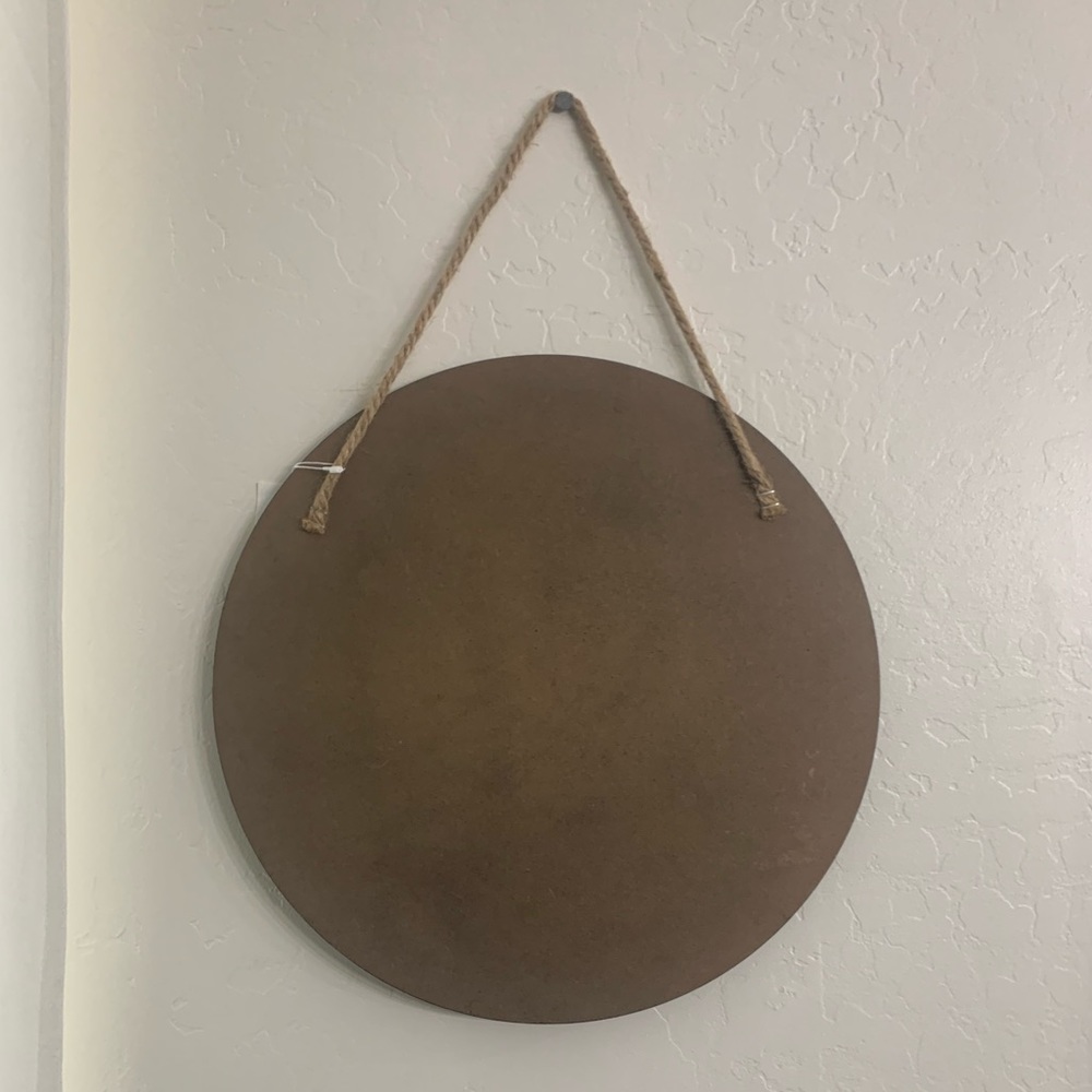 Round Decorative Sign - Picture 2 of 2